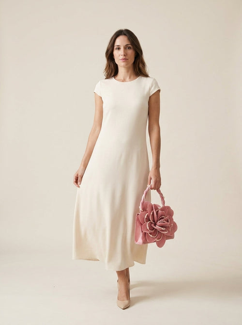 Bolso de Pétalos con Asa de Perlas