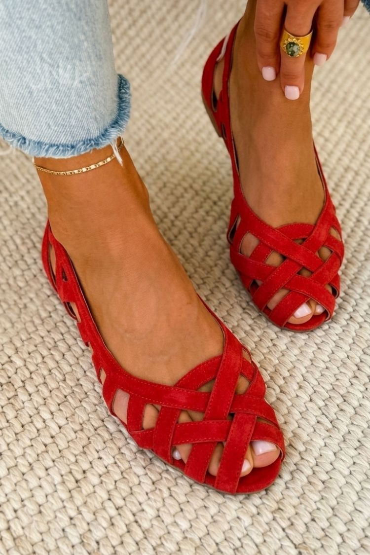 Sandalias Planas Elegantes con Tiras Entrelazadas Madrid