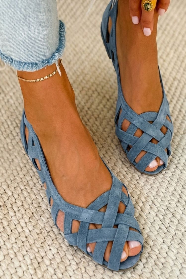 Sandalias Planas Elegantes con Tiras Entrelazadas Madrid