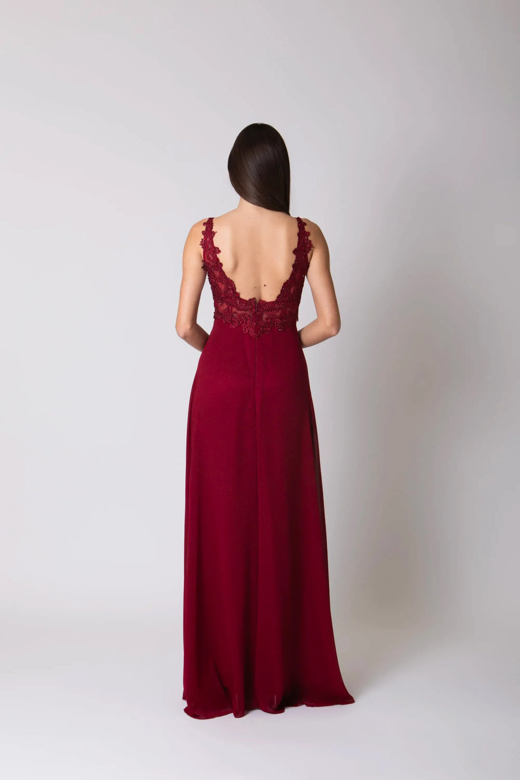 Vestido Largo de Gasa con Encaje y Abertura